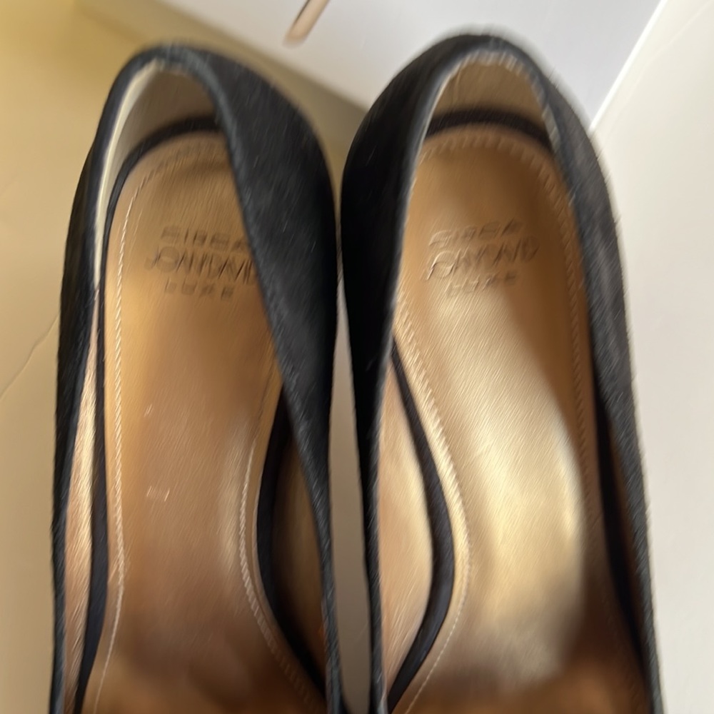 Circa Joan & David Women’s Black Suede Pumps. Size 10 - Picture 6 of 8